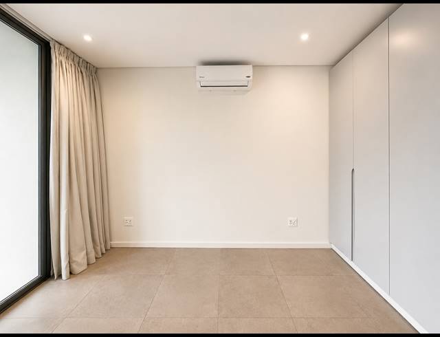 2 BEDROOM APARTMENT FOR SALE IN SHEFFIELD BEACH